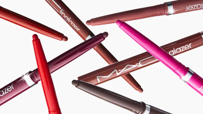 M·A·C LIPGLAZER